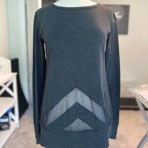 Nancy Rose Performance - Mesh Detail Longsleeve Top - Black